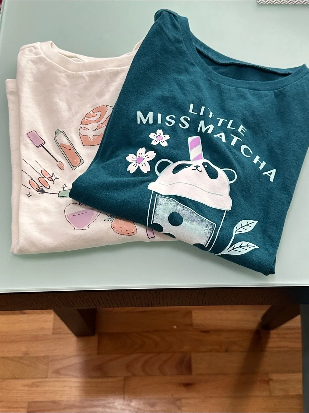2 girls long sleeve cotton t’s